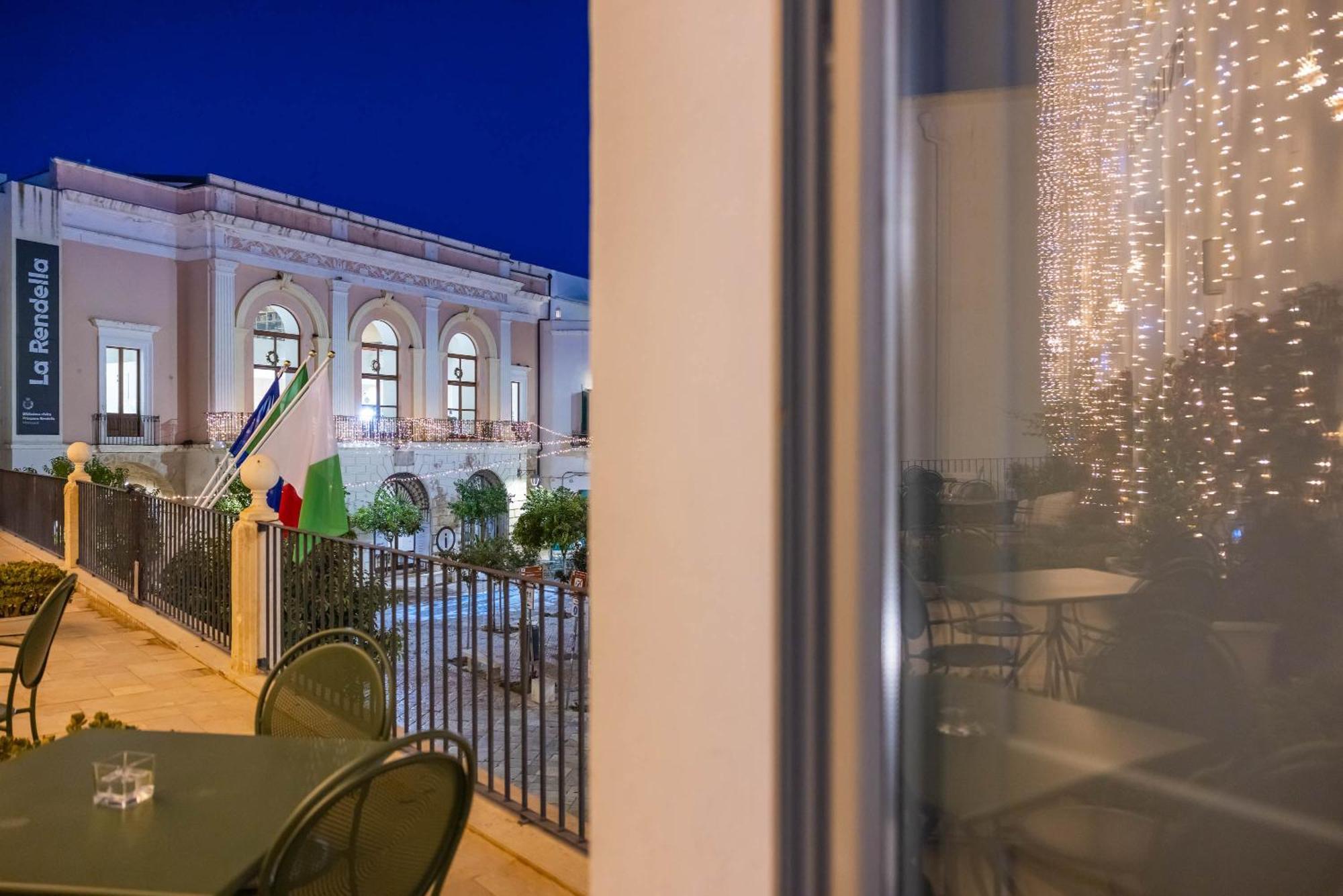Palazzo Indelli Hotel Monopoli Exterior photo